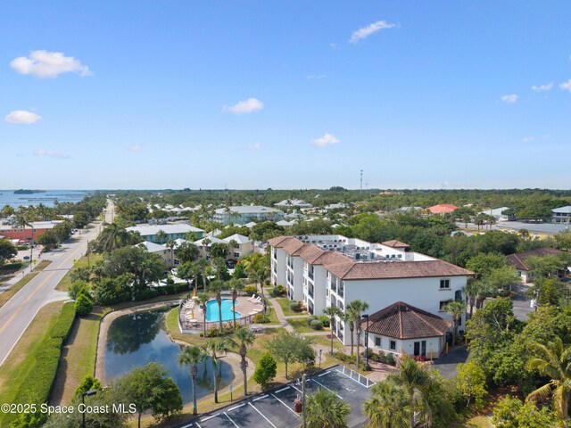 bird's eye view featuring a water view