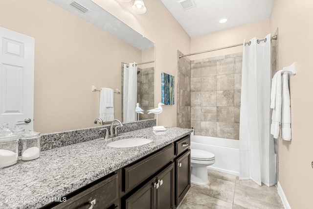 6794 Vista Hermosa Dr, Melbourne, FL 32940 - bathroom featuring vanity, shower / tub combo with curtain, toilet, and baseboards