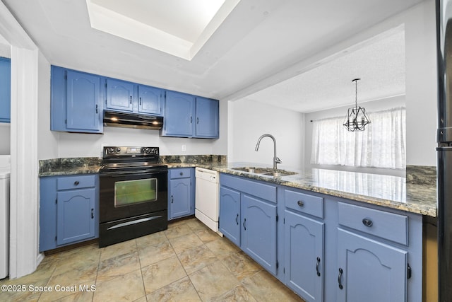 255 S Tropical Trl Unit B3, Merritt Island, FL 32952 - kitchen with black range with electric stovetop, dishwasher, under cabinet range hood, a sink, and blue cabinetry
