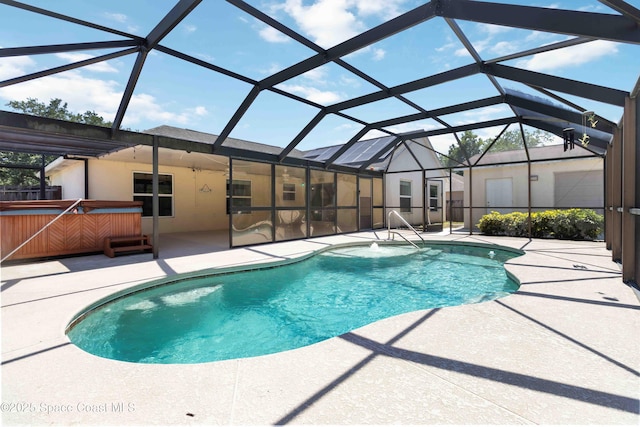 5230 Everett St, Cocoa, FL 32927 - swimming pool with a hot tub and a patio