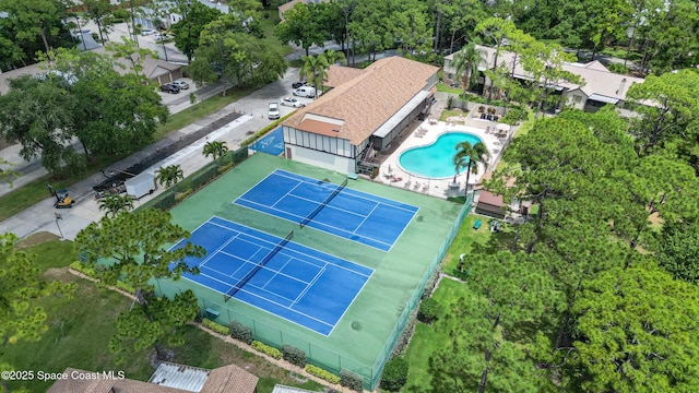 9020 Brighton Ct Unit 4-H, West Melbourne, FL 32904 - bird's eye view of a pool