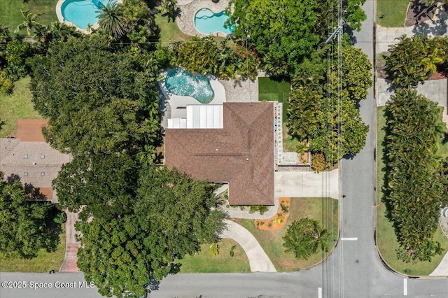 515 Hibiscus Trl, Melbourne Beach, FL 32951 - bird's eye view of a pool