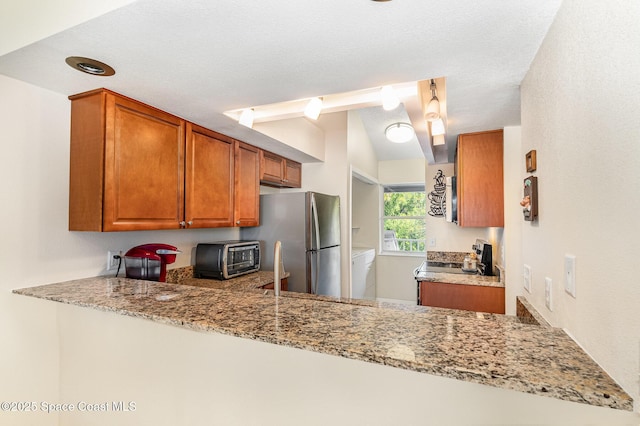 565 Shadow Wood Ln, Titusville, FL 32780 - photo 9