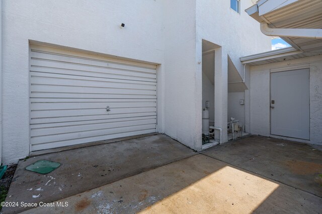 921 S Orlando Ave, Cocoa Beach, FL 32931 - view of garage
