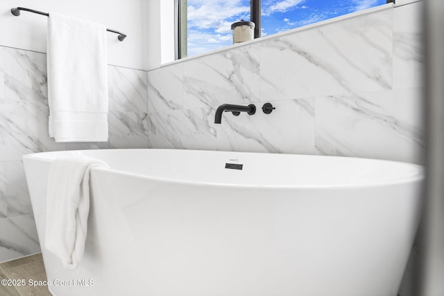 2990 Hackensack Ave SE, Palm Bay, FL 32909 - full bath featuring a soaking tub