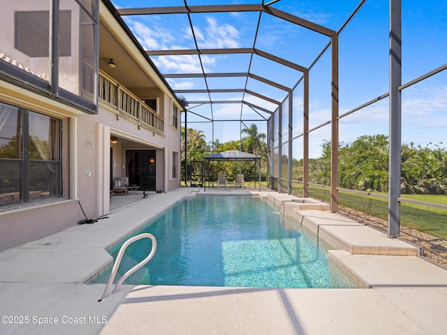 1013 Balmoral Way, Melbourne, FL 32940 - outdoor pool with a patio and a lanai