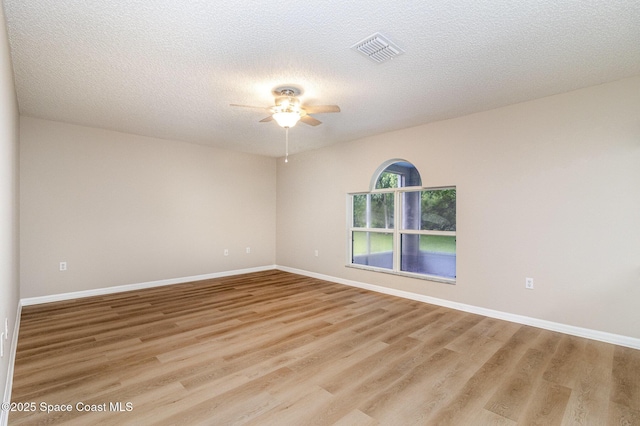 1823 Sorento Cir, Melbourne, FL 32904 - photo 5