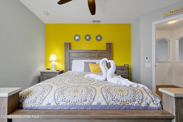 2648 Daulby St, Kissimmee, FL 34747 - bedroom featuring a ceiling fan