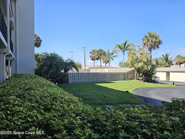 1700 S Atlantic Ave Unit 107, Cocoa Beach, FL 32931 - view of yard