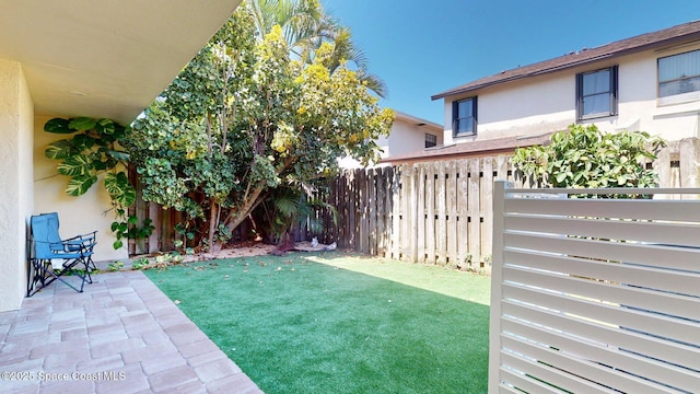 2287 Venetia Pl, Indialantic, FL 32903 - view of yard with a patio