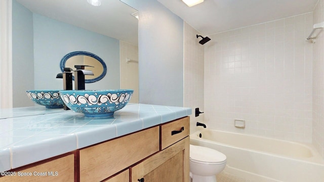 2287 Venetia Pl, Indialantic, FL 32903 - bathroom featuring tub / shower combination and vanity