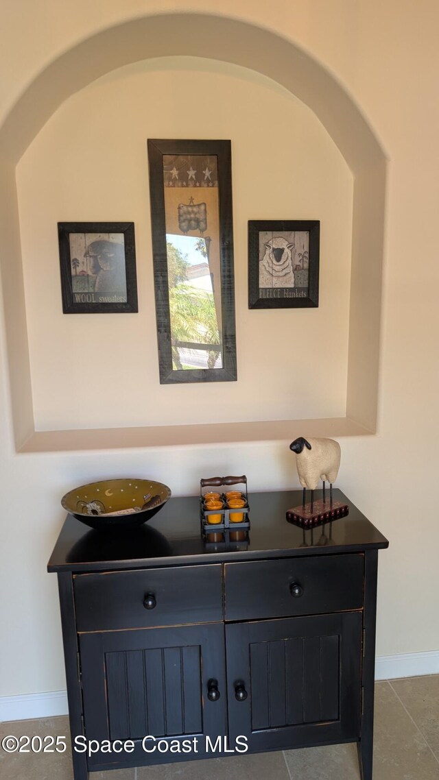 451 Dillard Dr SE, Palm Bay, FL 32909 - detailed view of baseboards