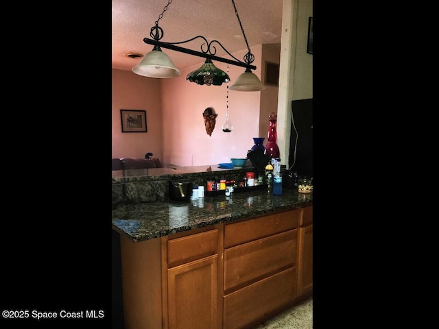 bar with a textured ceiling