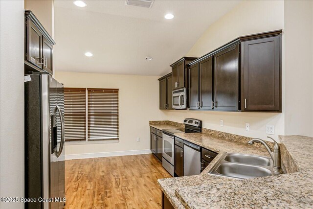 4125 Aria Dr, Melbourne, FL 32904 - photo 17