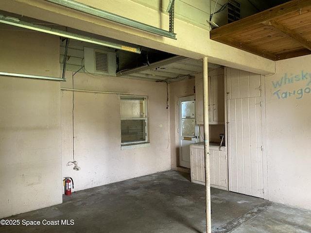 701 Lund Cir, Melbourne, FL 32901 - view of garage
