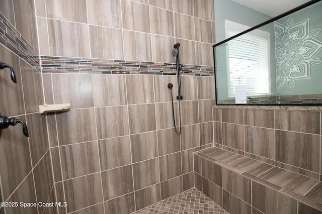 4407 Preservation Cir, Melbourne, FL 32934 - bathroom with a tile shower