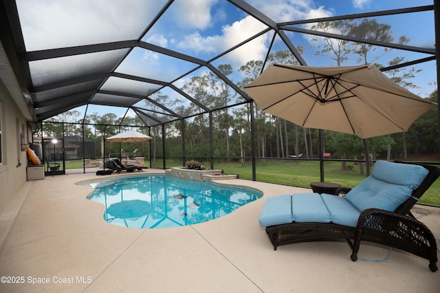 4407 Preservation Cir, Melbourne, FL 32934 - outdoor pool with a patio area, a lawn, and a lanai