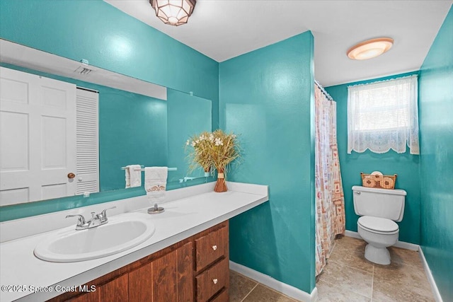 965 Bluegrass Ln, Rockledge, FL 32955 - full bathroom with vanity, toilet, baseboards, and curtained shower