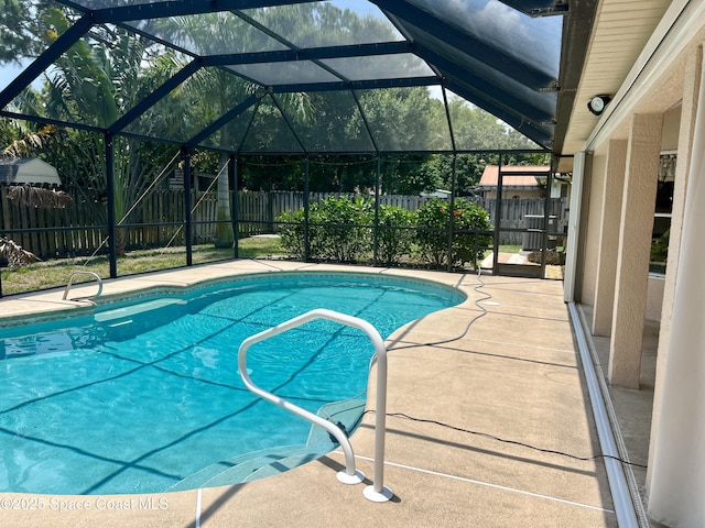 845 Hunters Creek Dr, Melbourne, FL 32904 - view of pool with a fenced backyard, a patio area, and a lanai