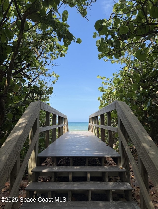 2007 Oak St, Melbourne Beach, FL 32951 - view of home's community featuring view of water and beach