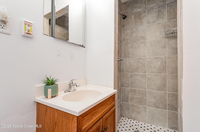 6519 June Dr, Cocoa, FL 32926 - bathroom featuring tiled shower and vanity