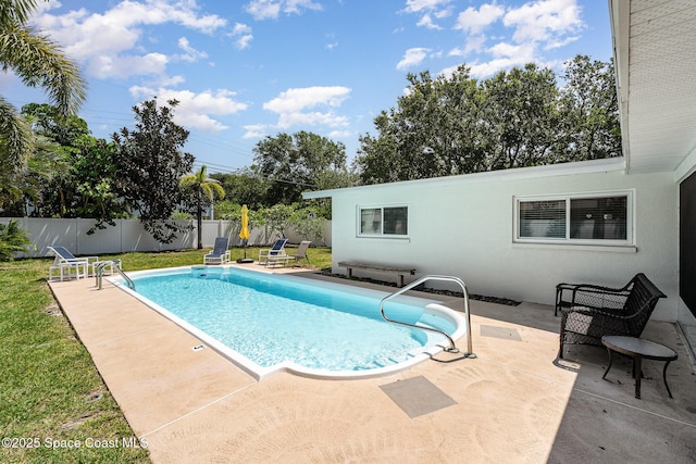 8103 Magnolia Ave, Cape Canaveral, FL 32920 - view of swimming pool featuring a patio area