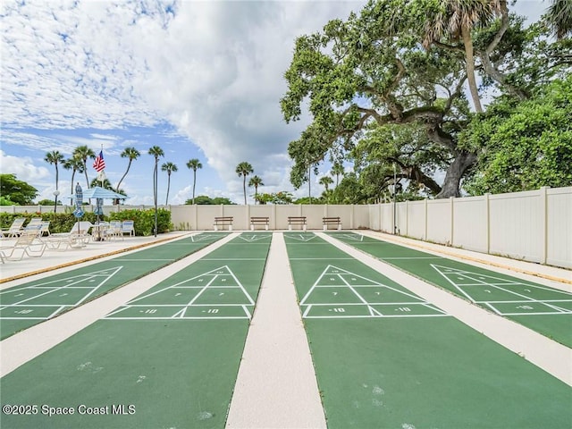 18 Vista Palm Ln Unit 102, Vero Beach, FL 32962 - view of property's community with shuffleboard
