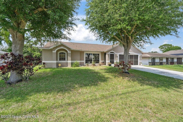 1160 Waco Blvd SE, Palm Bay, FL 32909 - ranch-style home featuring driveway, an attached garage, stucco siding, and a front yard