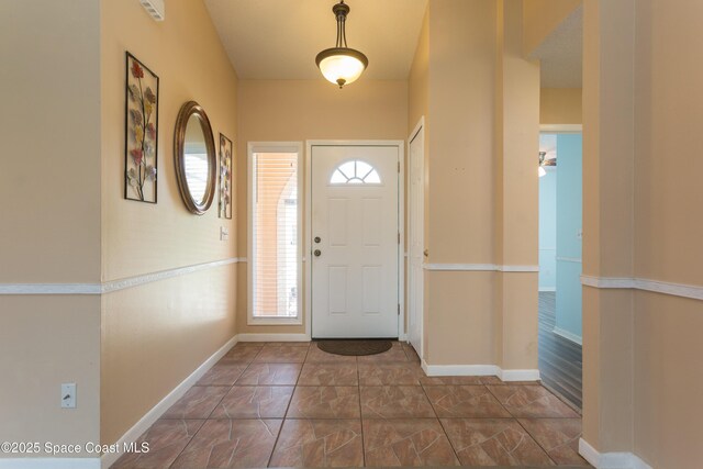 1770 Monrovia St NW, Palm Bay, FL 32907 - foyer entrance with baseboards