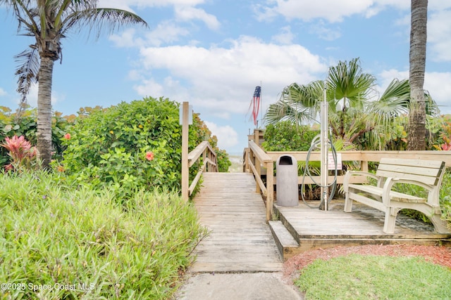 1527 S Atlantic Ave Unit 201, Cocoa Beach, FL 32931 - view of property's community