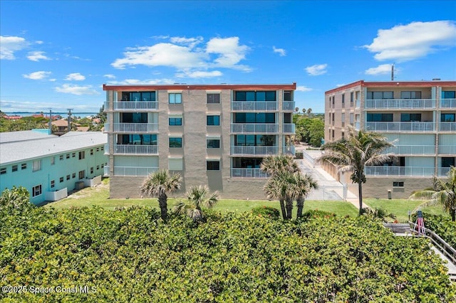 1527 S Atlantic Ave Unit 201, Cocoa Beach, FL 32931 - view of apartment building / complex