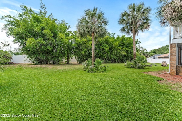 2225 Royal Oaks Dr, Rockledge, FL 32955 - view of yard