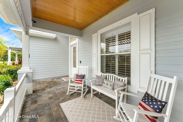1172 Vestavia Cir, Melbourne, FL 32940 - view of porch