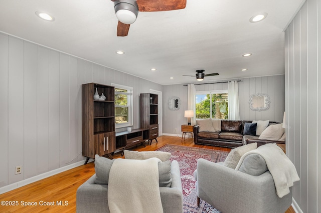 118 S Indian Cir, Cocoa, FL 32922 - living room with a ceiling fan, light wood-style flooring, baseboards, and recessed lighting