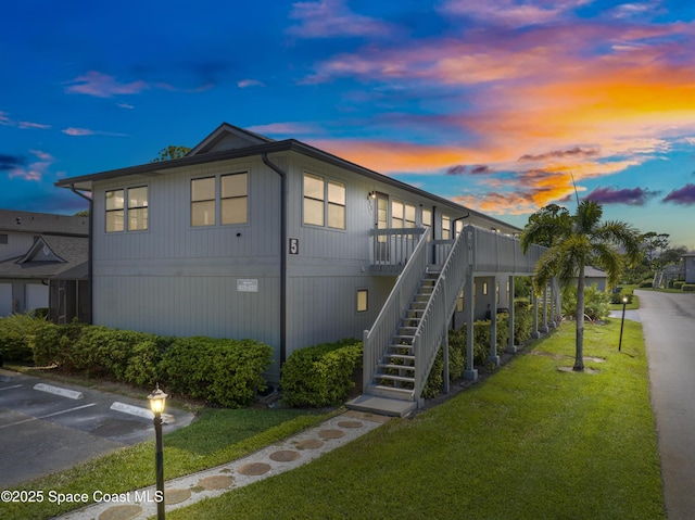 633 Centre Ct SW Unit 202, Vero Beach, FL 32962 - photo 1