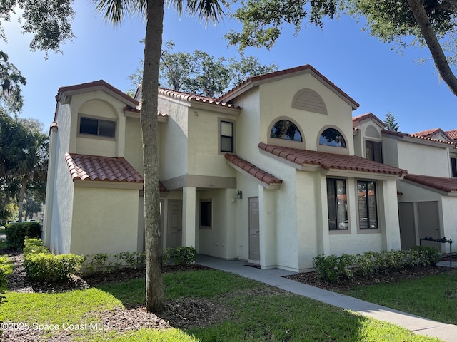955 Country Club Dr Unit 111, Titusville, FL 32780 - photo 1