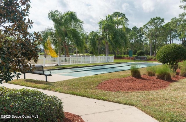 2020 Twelve Oaks Dr SE, Palm Bay, FL 32909 - surrounding community with shuffleboard