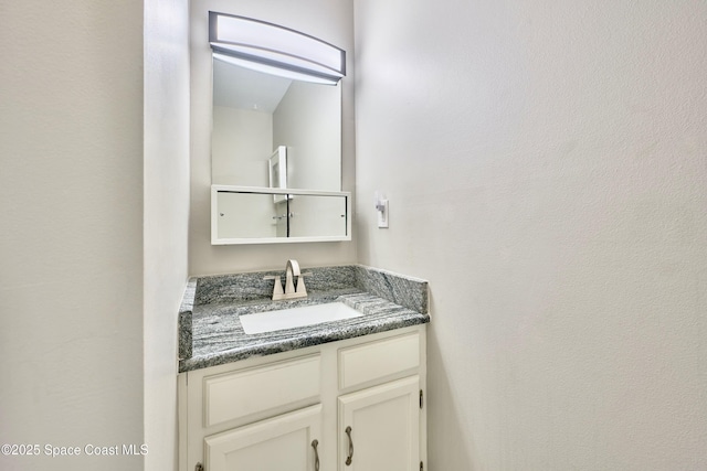 70 Royal Oak Ct Unit 206, Vero Beach, FL 32962 - bathroom featuring vanity