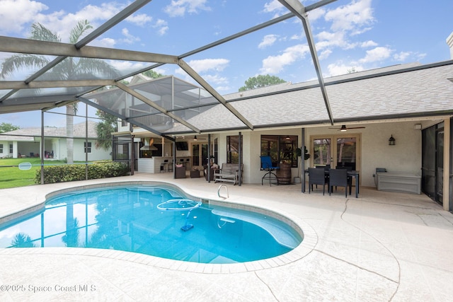 3750 Shady Run Rd, Melbourne, FL 32934 - outdoor pool featuring a ceiling fan, a patio, outdoor dining space, and a lanai