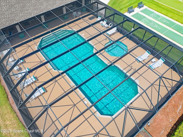 638 Brockton Way W, Melbourne, FL 32904 - drone / aerial view of a pool area