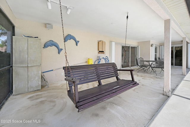 1068 Egret Lake Way, Melbourne, FL 32940 - view of patio with outdoor dining space