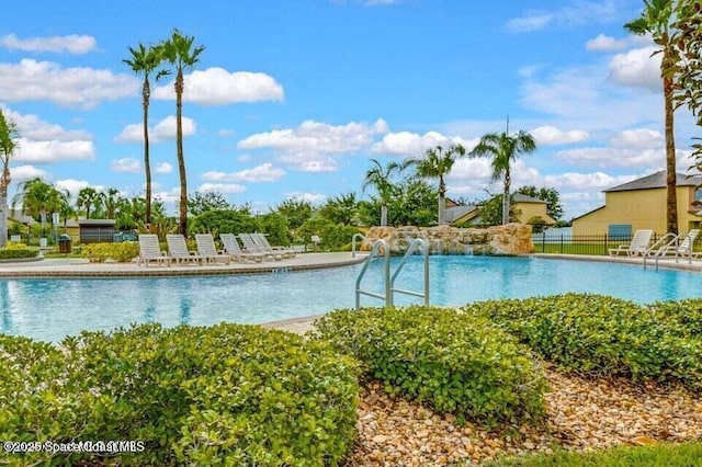 975 Luminary Cir Unit 103, Melbourne, FL 32901 - view of community pool