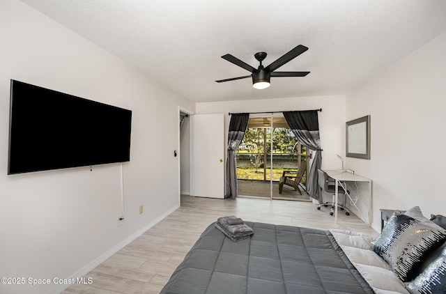 1505 W Central Ave, Merritt Island, FL 32952 - living room featuring ceiling fan, light wood-type flooring, and baseboards