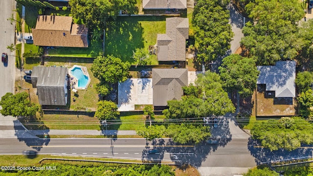 2036 Hogan Dr, Melbourne, FL 32935 - aerial view of a pool