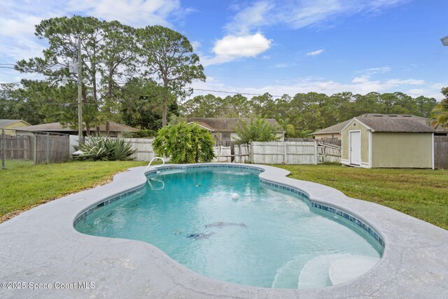 822 Lamplighter Dr NW, Palm Bay, FL 32907 - view of pool