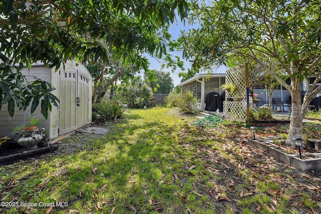 1060 Hosbine St SE, Palm Bay, FL 32909 - view of yard