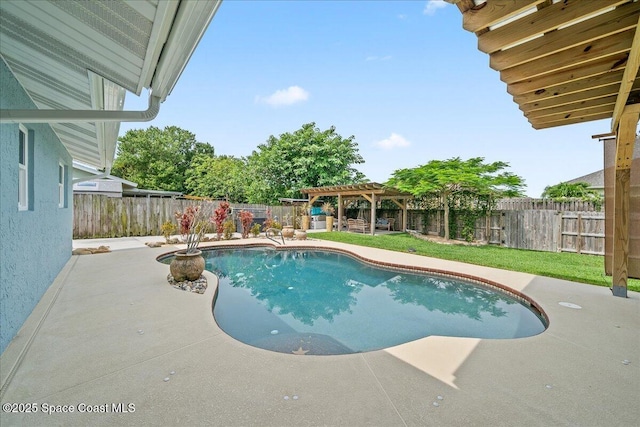 609 Tallwood Cir, Melbourne, FL 32904 - view of swimming pool with a pergola, a patio area, and a fenced backyard