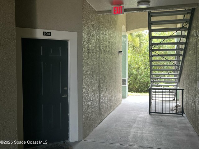 5663 Star Rush Dr Unit 104, Melbourne, FL 32940 - photo 2