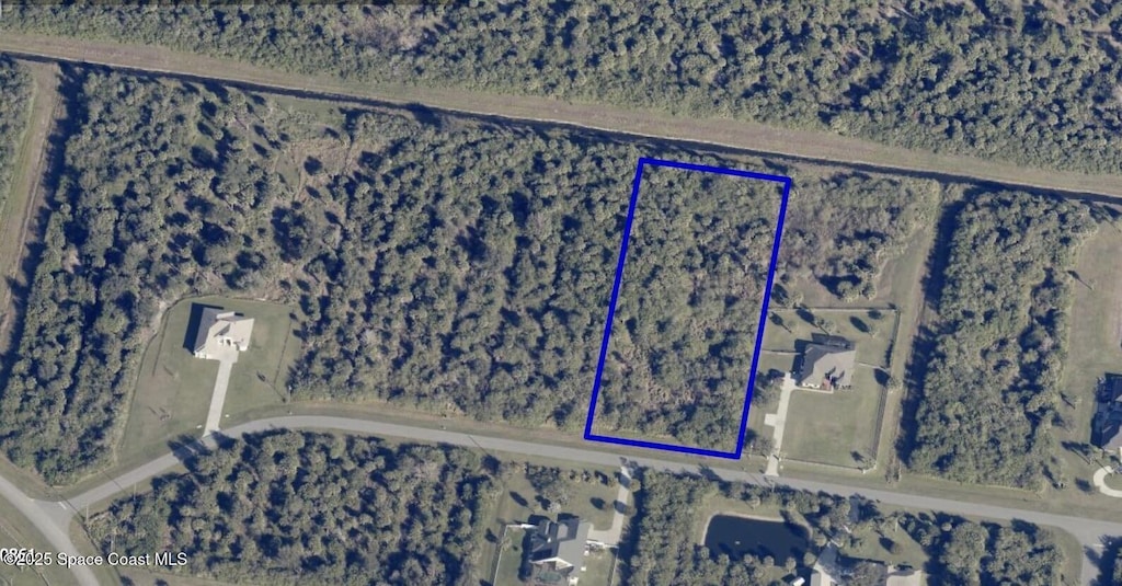 320 Pinto Ln, Palm Bay, FL 32909