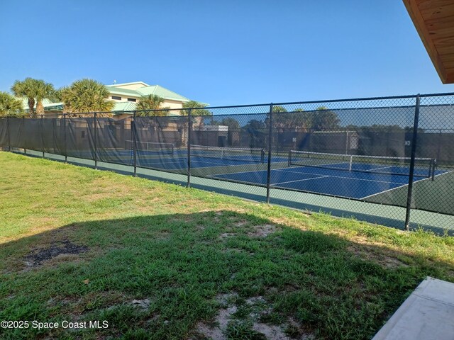 7135 Floridana Ave, Melbourne Beach, FL 32951 - photo 21